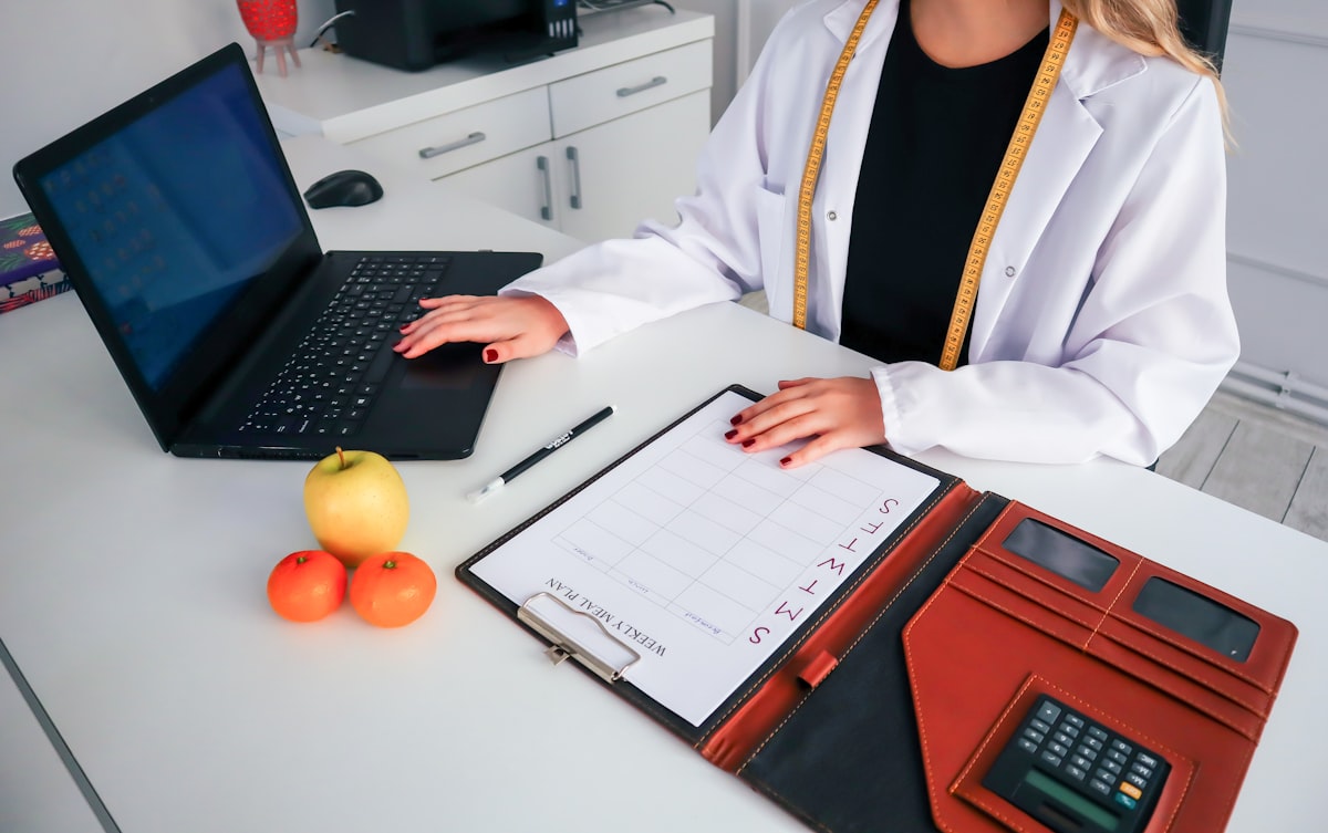 Professional nutrition consultation and planning
